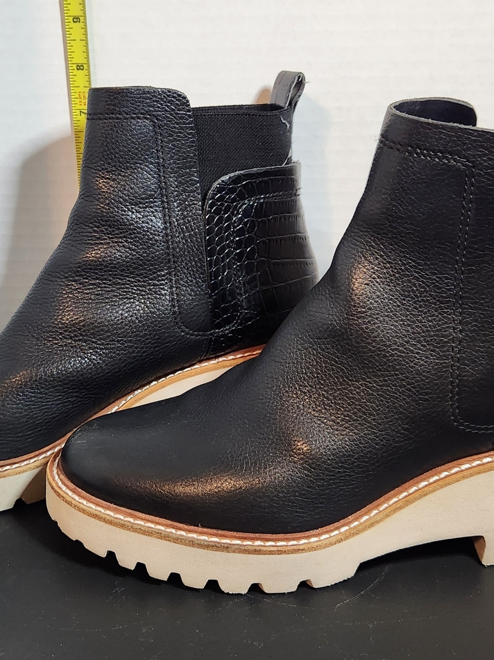 Women’s Dolce Huey H2O Boots Black Leather Size 8.5